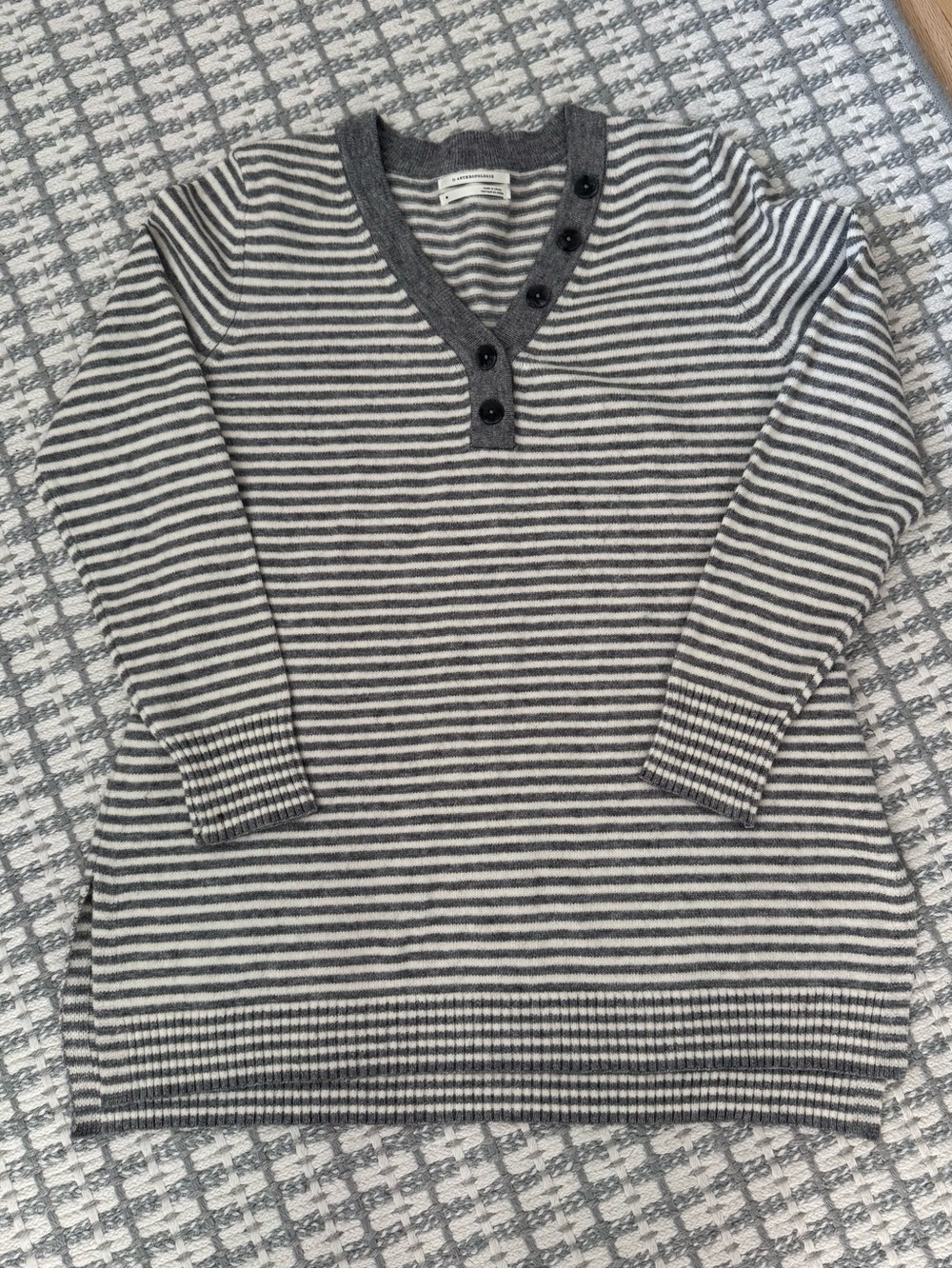 Anthropologie Gray & White Striped Henley Cardigan